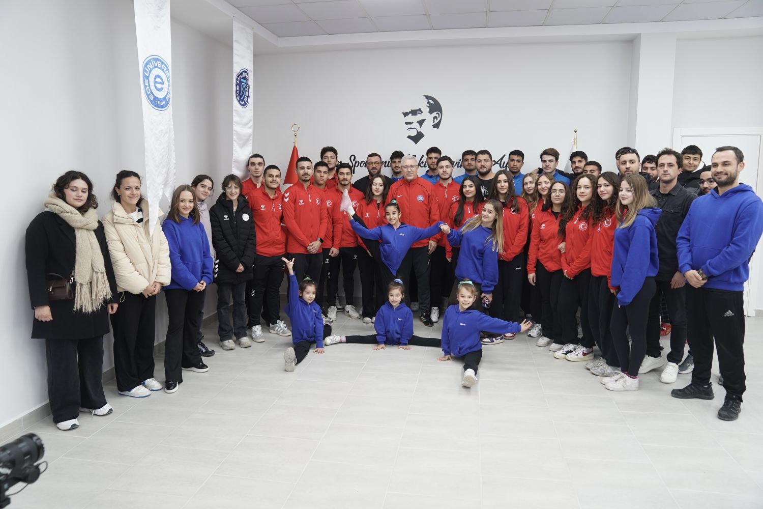 ++++Eü Gençlik Ve Spor Kulübü Yıldız Sporcular Yetiştiriyor1