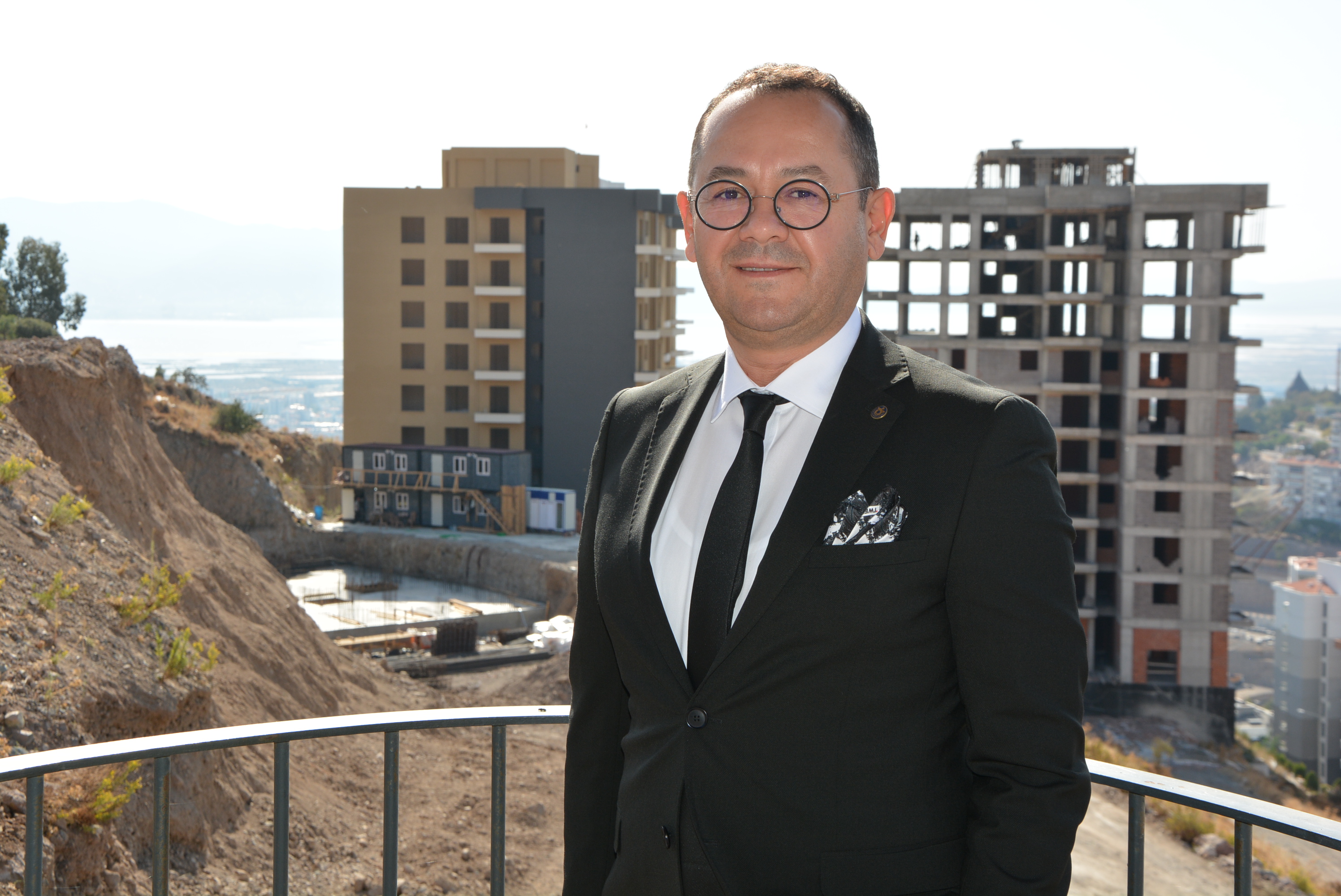 B A R I S, O N C U 104939517