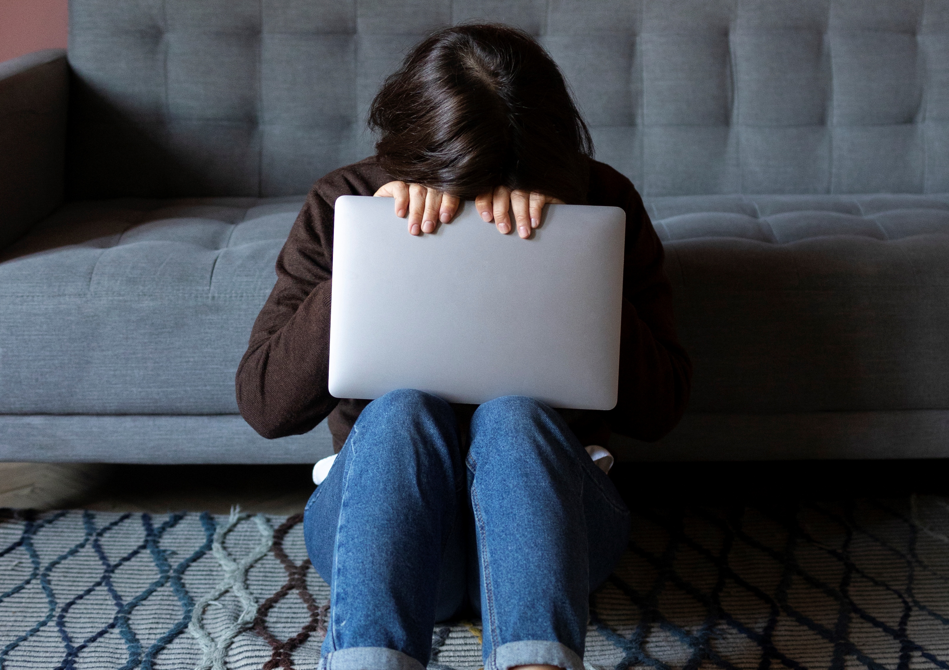 Dijital Yalnızlık 121519362-1