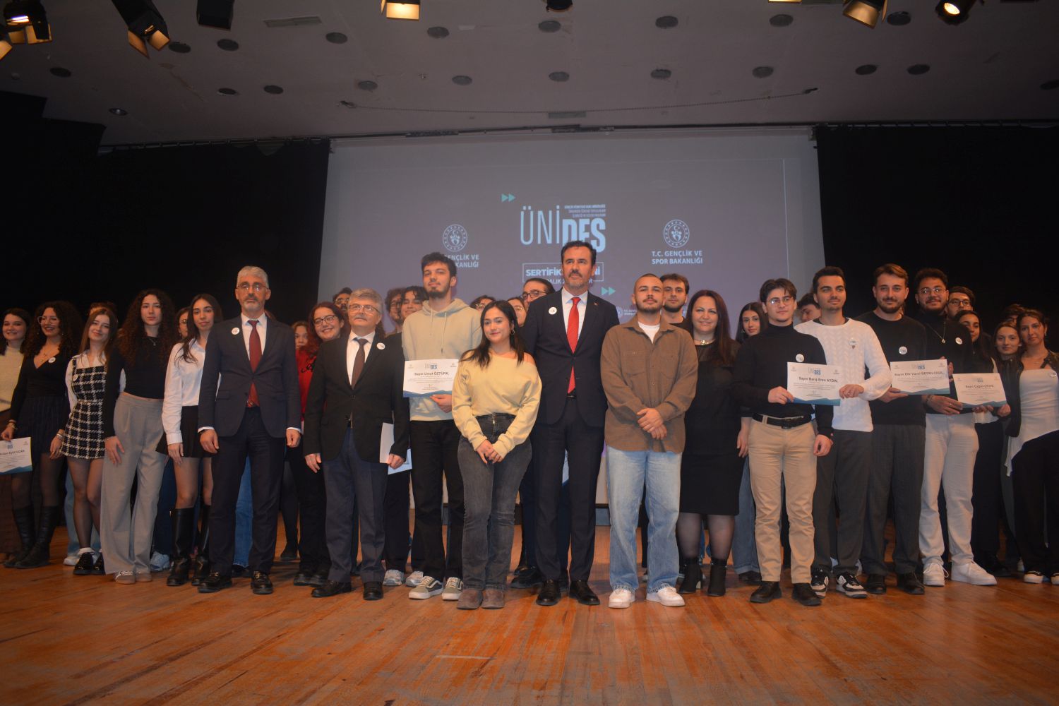 +++Ege Üniversitesi “Üni̇des Sertifika Töreni’ne Ev Sahipliği Yaptı (7)