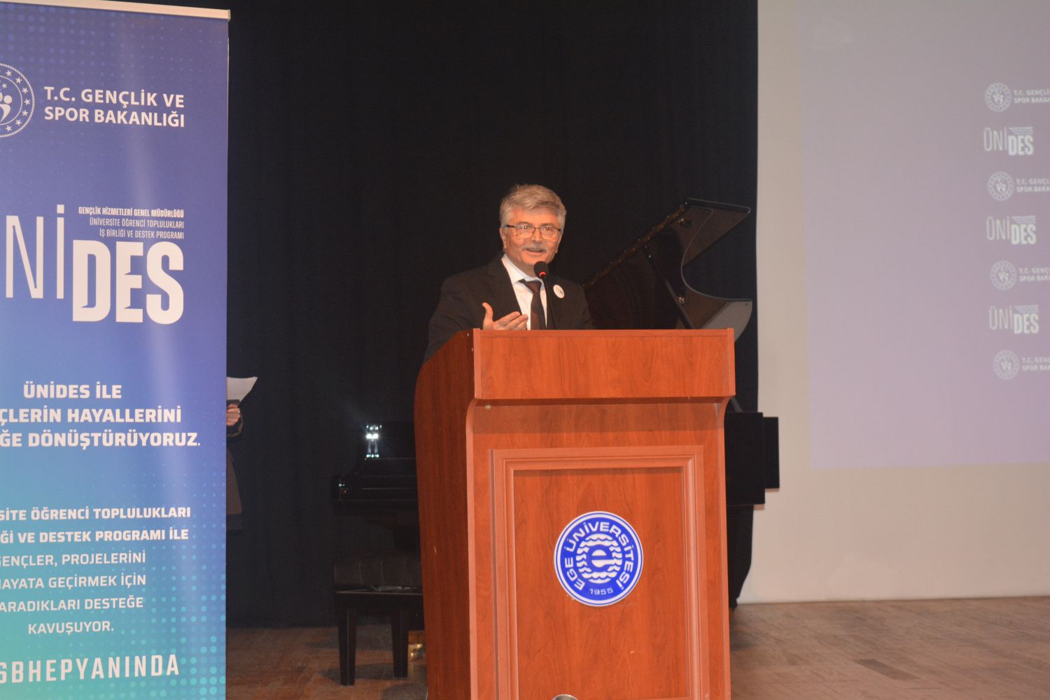 ++++Prof. Dr. Mehmet Ersan (1)