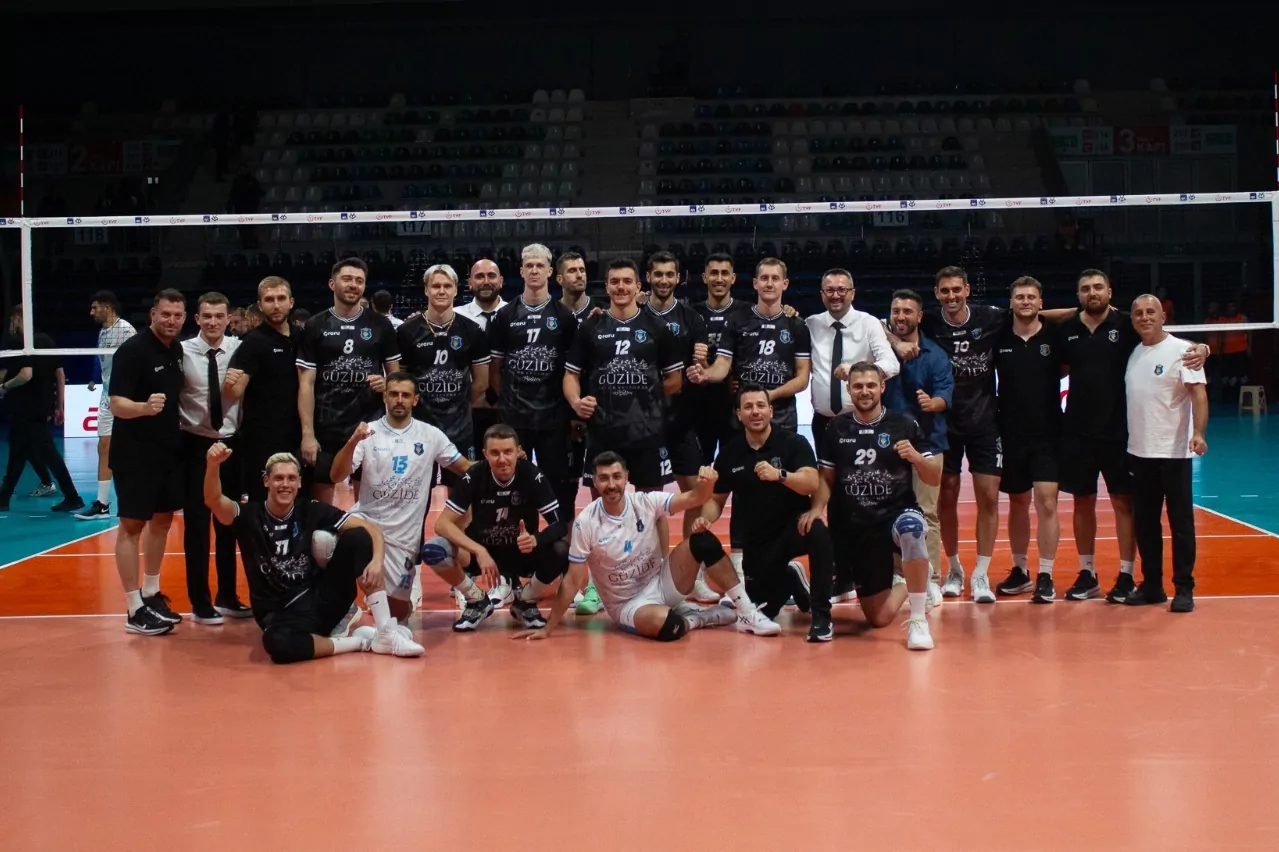 Gebze Belediyespor Kupa Voley'e galibiyetle başladı
